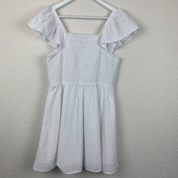 Old Navy Dresses & Skirts - Old Navy Dress Womens Medium White Flutter Sleeve Fit Flare Smocked Mini Short